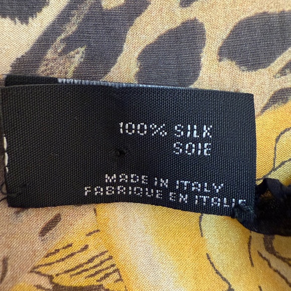 Roberto Cavalli Italy Silk Scarf  🇮🇹 – Leopard & Yellow Rose Print - Picture 9 of 10